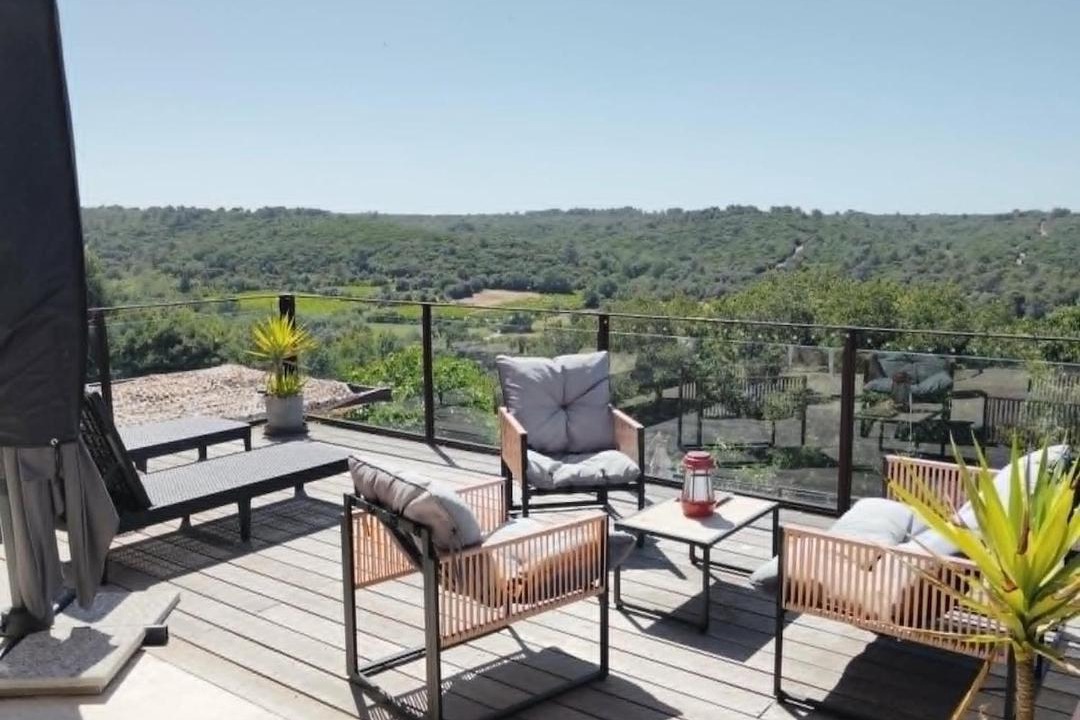 Photo of Patio Balcony in Euzet-les-Bains