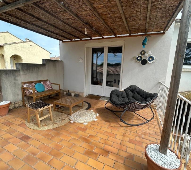 Photo of Others in Raphele-les-Arles