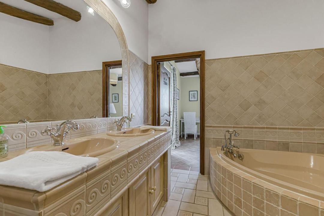 Photo of Others in Eze