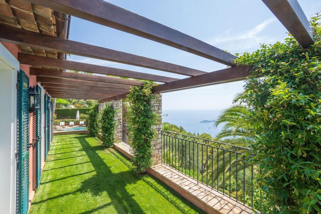 Photo of Others in Eze