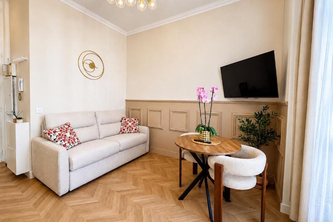 Photo of Livingroom in Lepante Quarter
