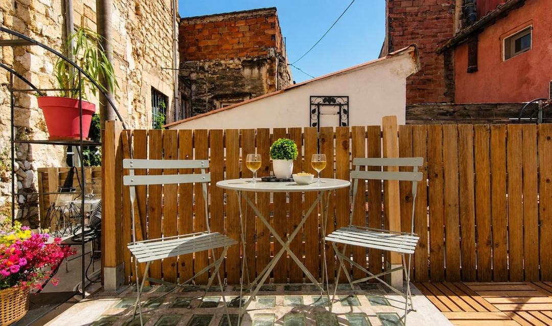 Photo of Patio Balcony in Avignon City Centre