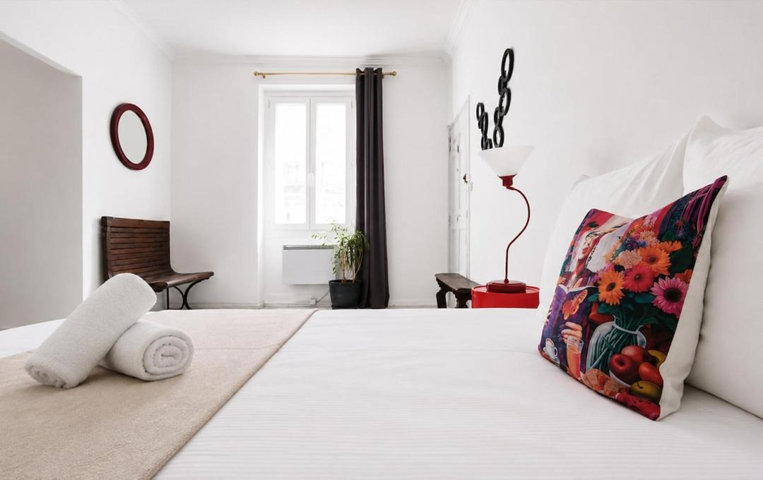 Photo of Bedroom in Avignon City Centre
