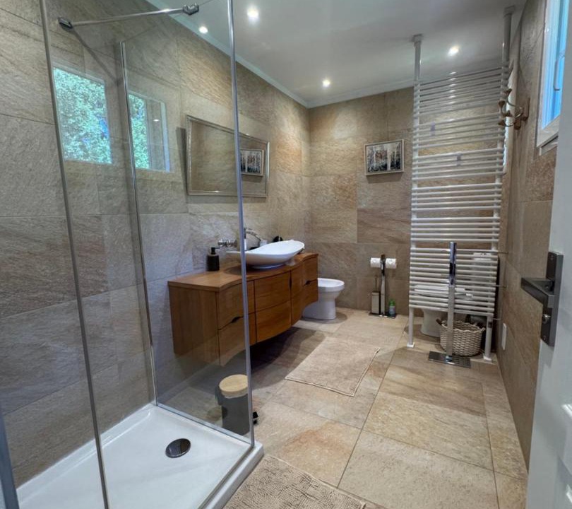 Photo of Bathroom in Mialet