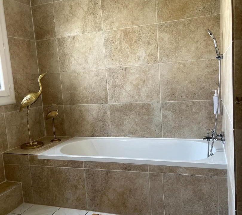 Photo of Bathroom in Port-Saint-Louis-du-Rhone