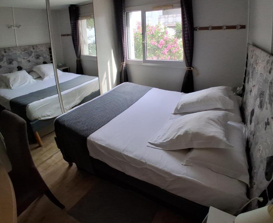 Photo of Bedroom in Pas du Loup