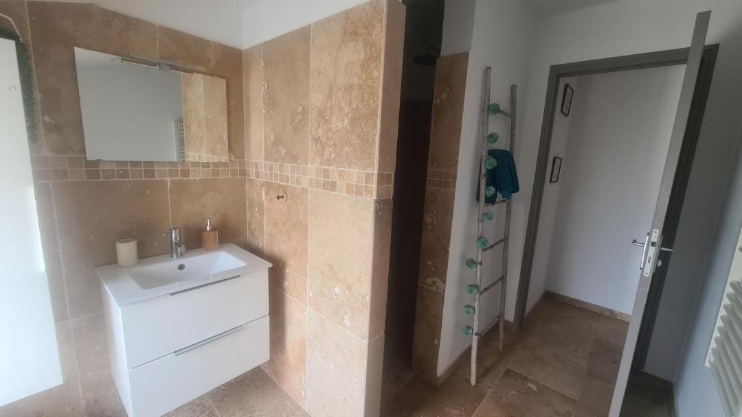 Photo of Bathroom in Orgon