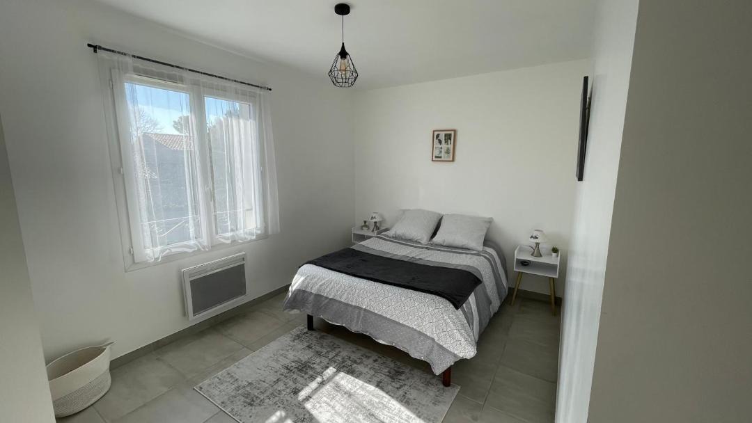 Photo of Bedroom in Eguilles