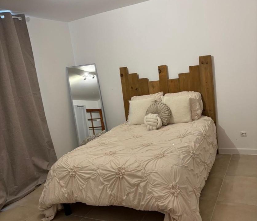 Photo of Bedroom in Port-Saint-Louis-du-Rhone