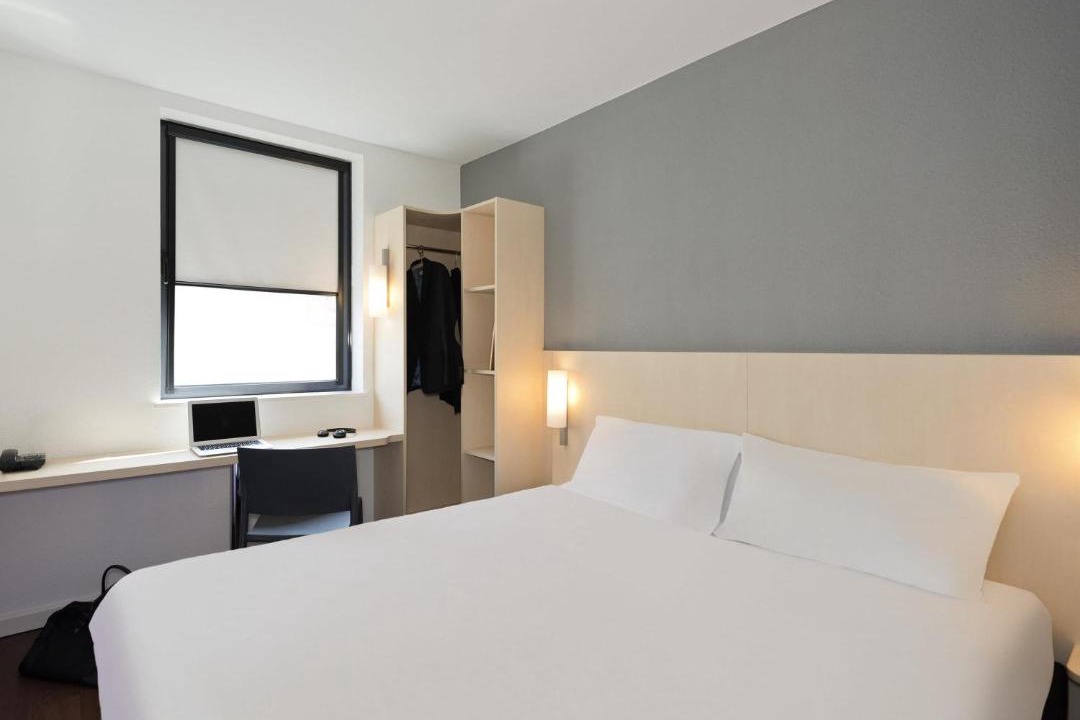Photo of Bedroom in Carnot