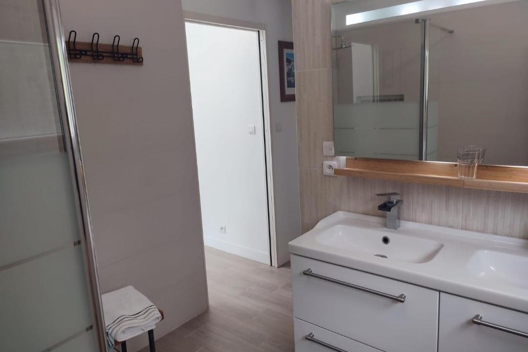 Photo of Bathroom in Fozieres