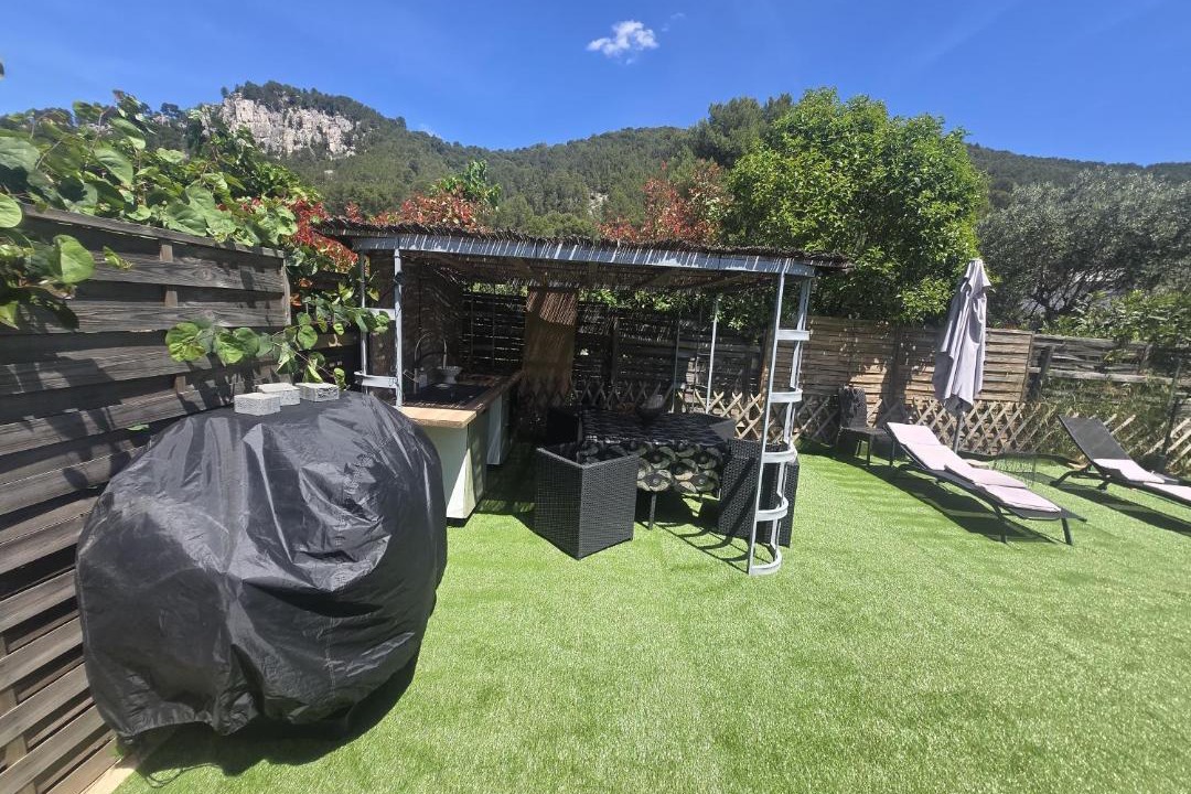 Photo of Outdoor in Gemenos