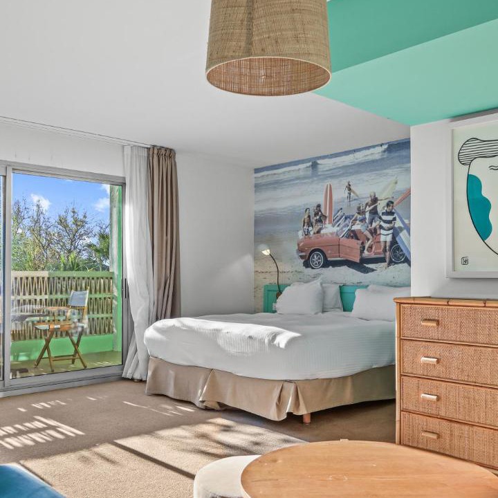 Photo of Bedroom in Mandelieu-La-Napoule