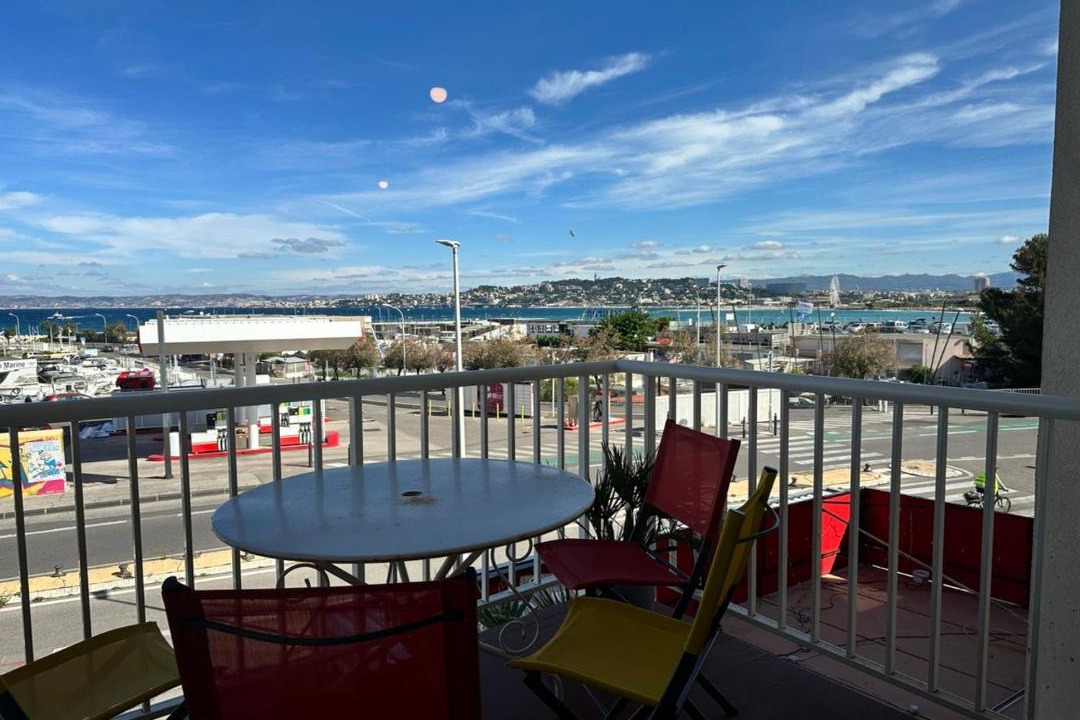 Photo of Patio Balcony in 8th Arrondissement