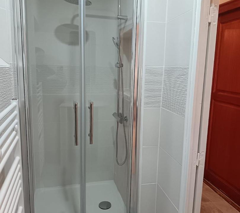 Photo of Bathroom in Port-Saint-Louis-du-Rhone