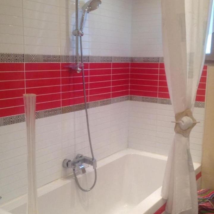 Photo of Bathroom in Mimet