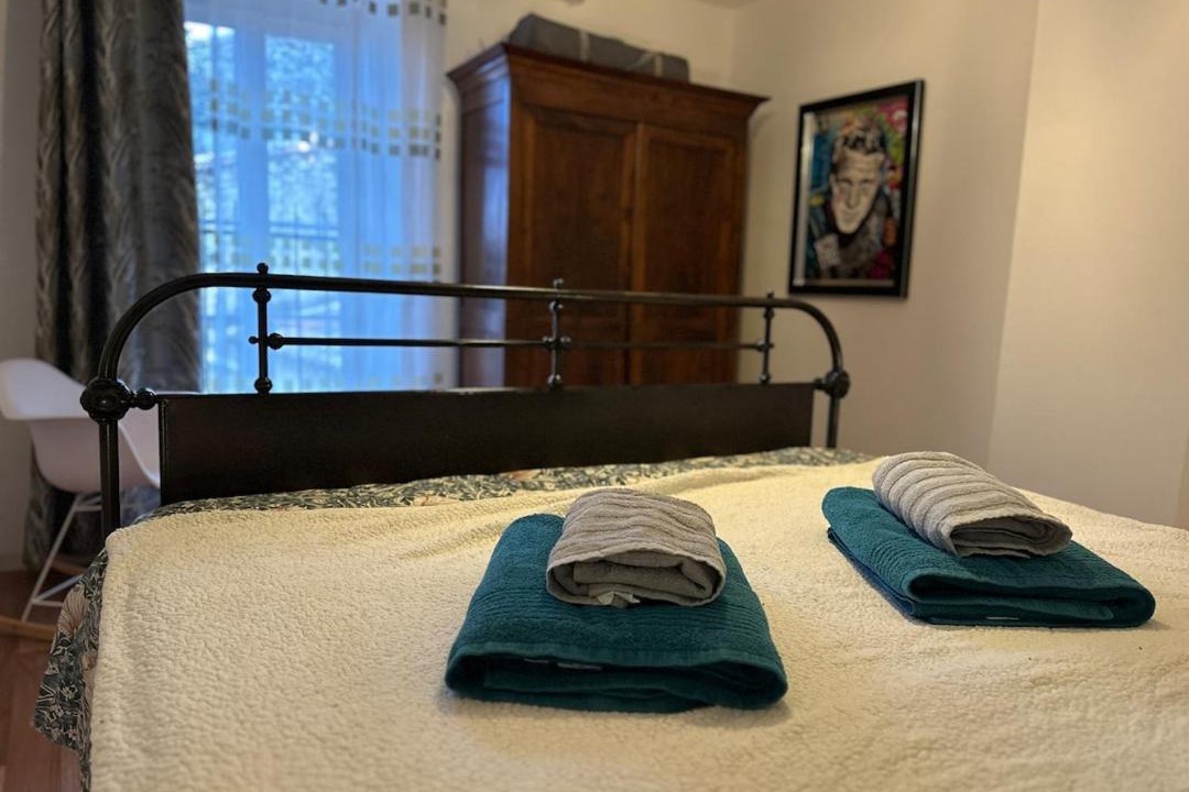 Photo of Bedroom in Garrigues-Sainte-Eulalie