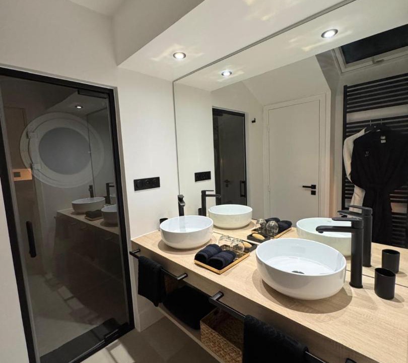 Photo of Bathroom in Bompard