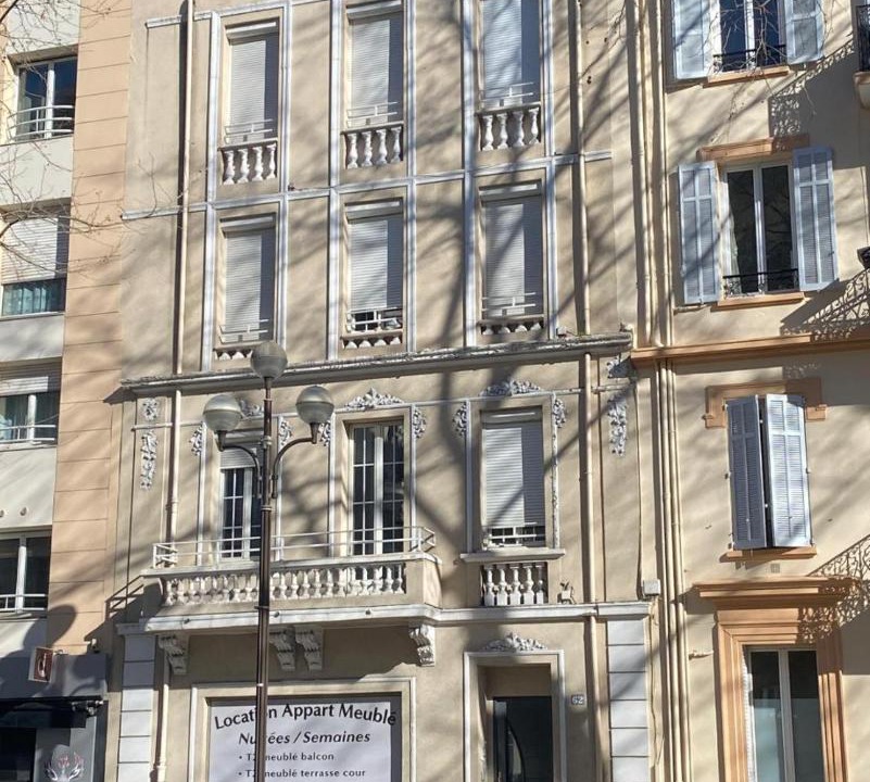 Photo of Others in Carnot