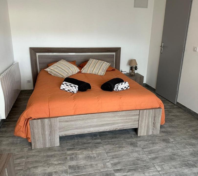 Photo of Bedroom in Chateau-Arnoux-Saint-Auban