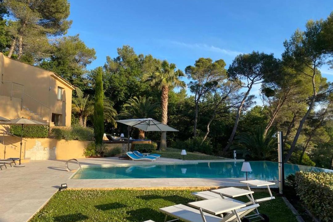 Photo of Others in Mougins