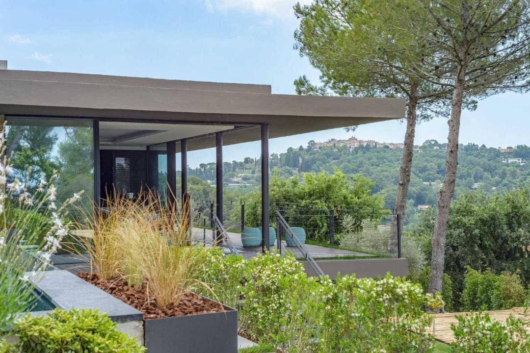 Photo of Others in Mougins