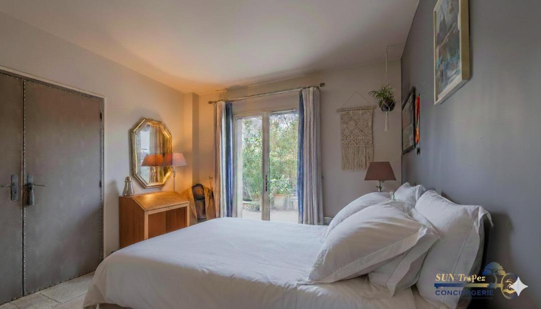 Photo of Bedroom in Sainte-Maxime