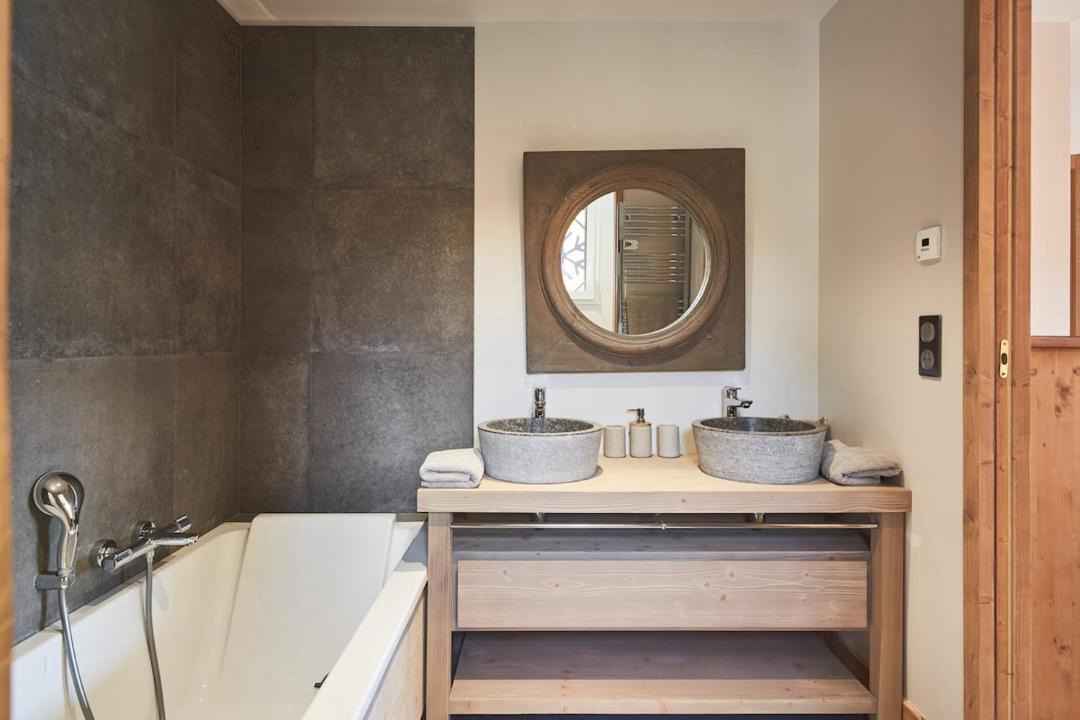 Photo of Bathroom in Saint-Etienne-de-Tinee