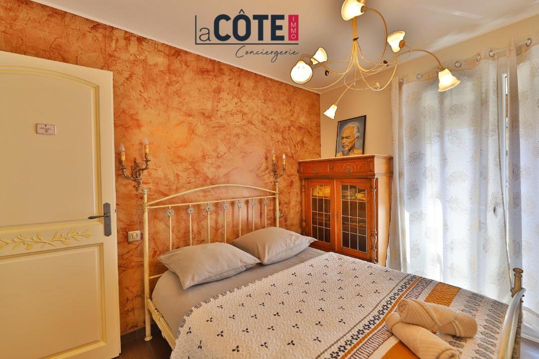 Photo of Bedroom in Sausset-les-Pins