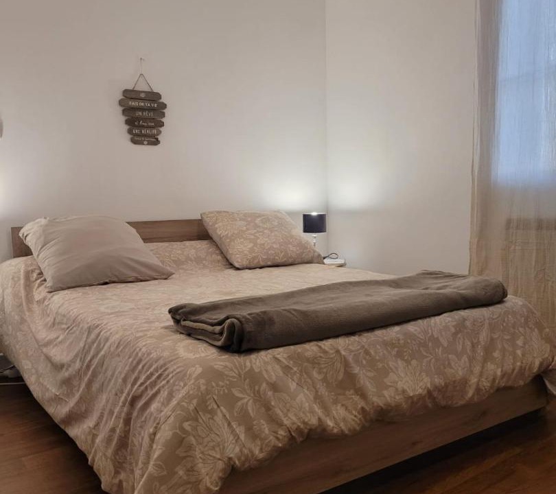 Photo of Bedroom in Istres