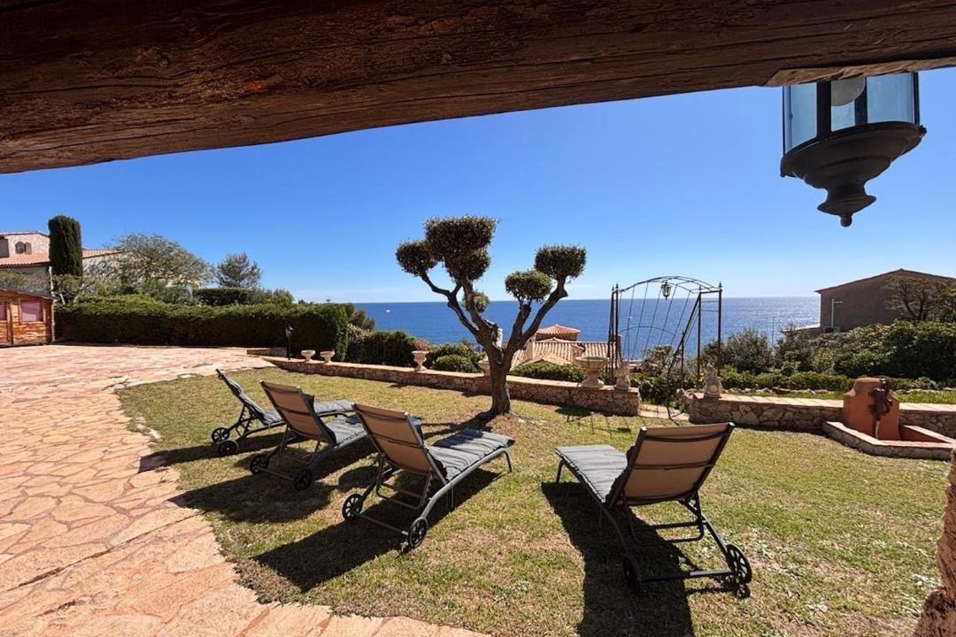 Photo of Patio Balcony in Antheor