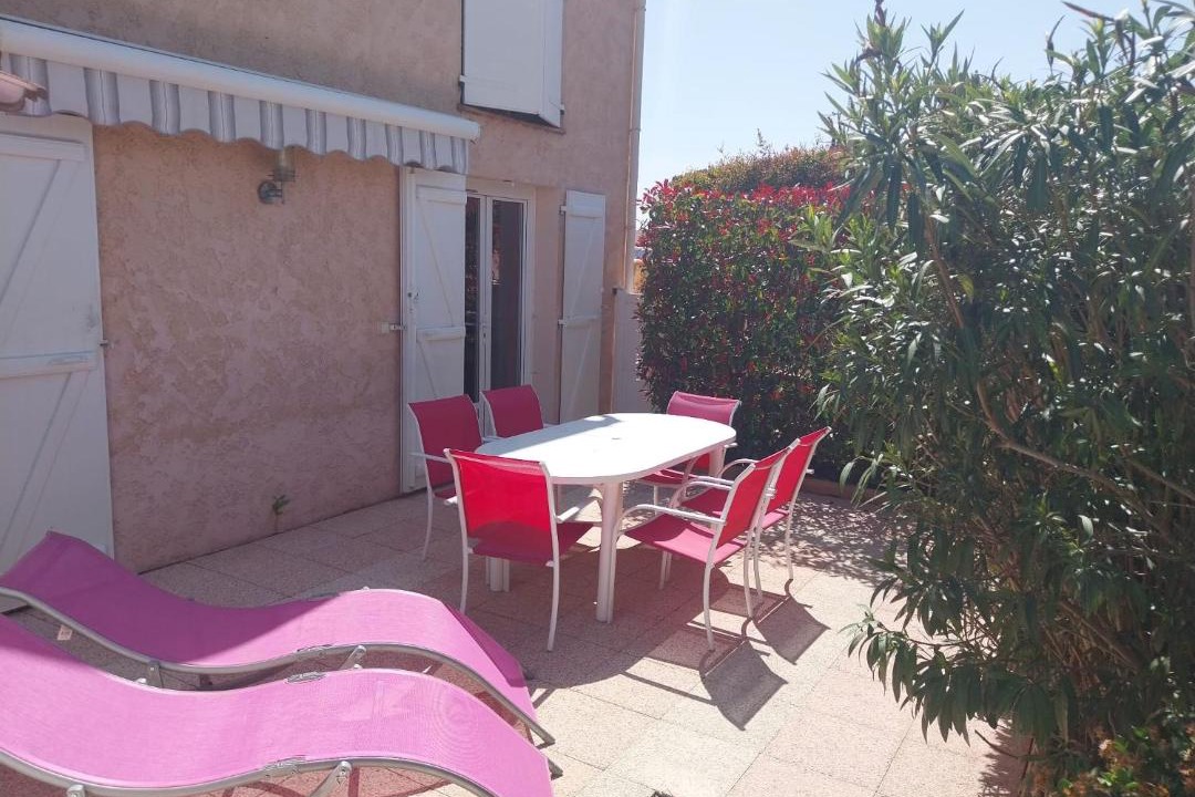 Photo of Patio Balcony in La Londe-les-Maures