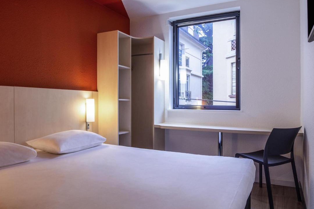 Photo of Bedroom in Carnot