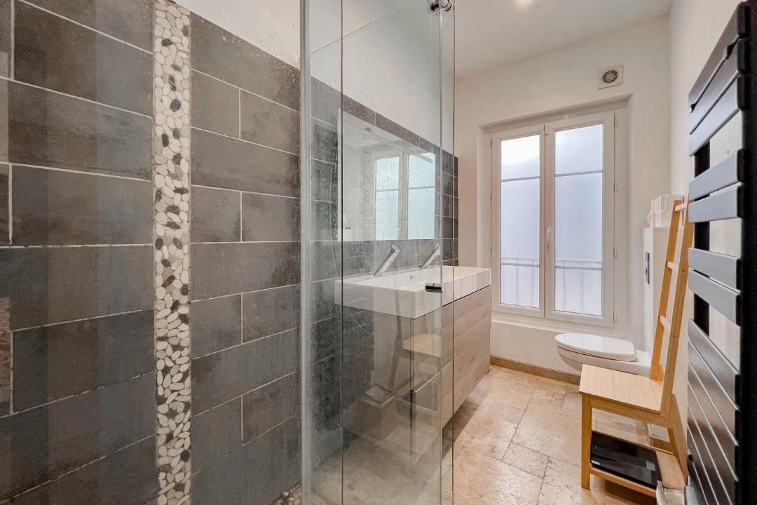 Photo of Bathroom in Avignon