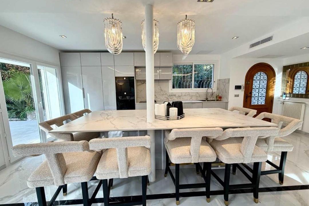 Photo of Kitchen in California - Pezou