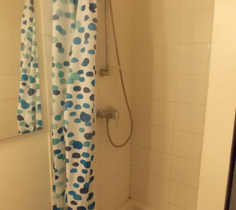 Photo of Bathroom in Avignon City Centre