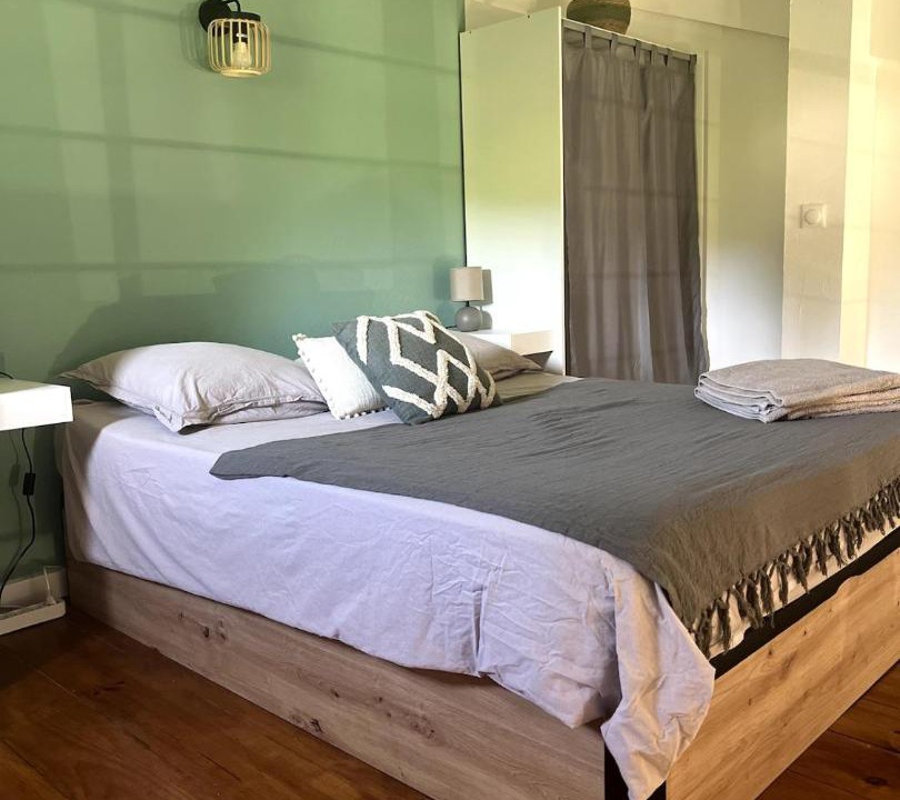 Photo of Bedroom in Eyguieres