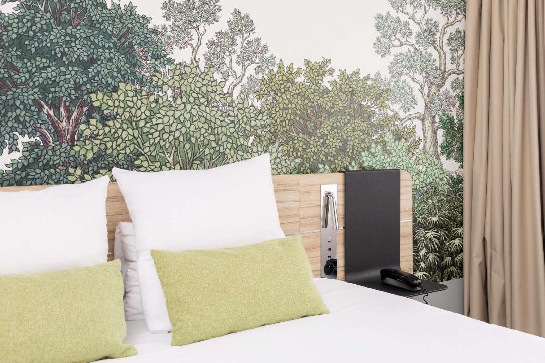 Photo of Bedroom in Antigone