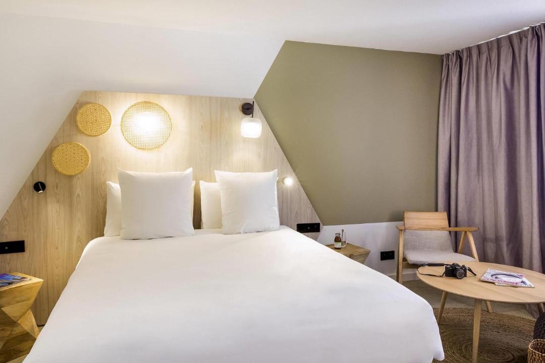 Photo of Bedroom in Mandelieu-La-Napoule