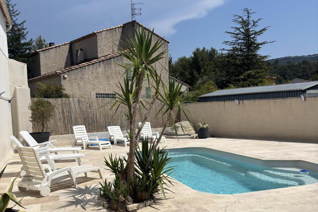 Photo of Others in Cuges-les-Pins