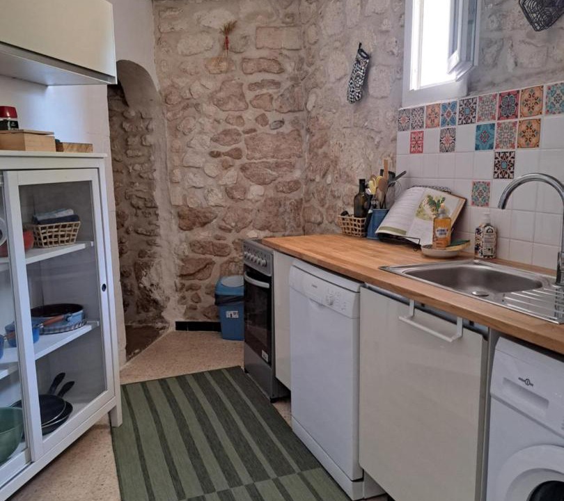 Photo of Kitchen in Maussane