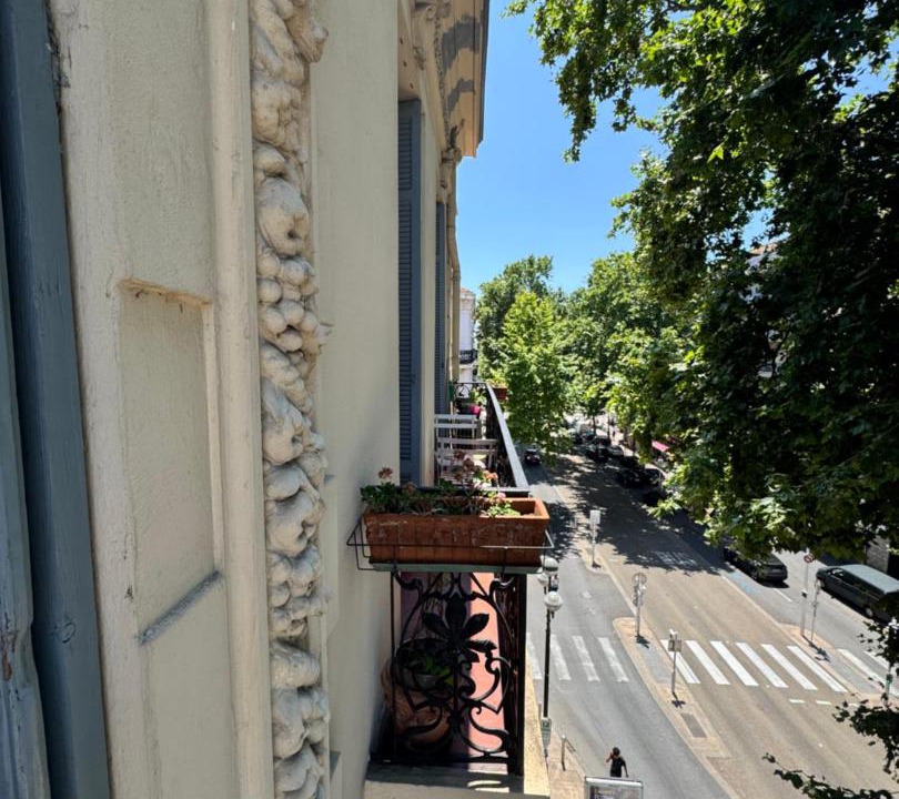 Photo of Others in Carnot