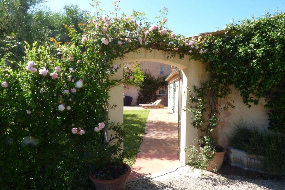 Photo of Others in Chateauneuf-Grasse