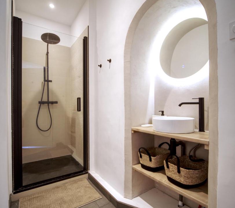 Photo of Bathroom in Gares