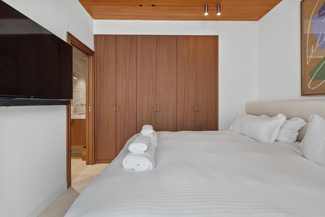 Photo of Bedroom in Mandelieu-La-Napoule