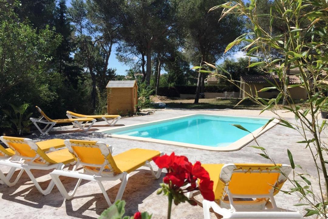 Photo of Others in Beaucaire
