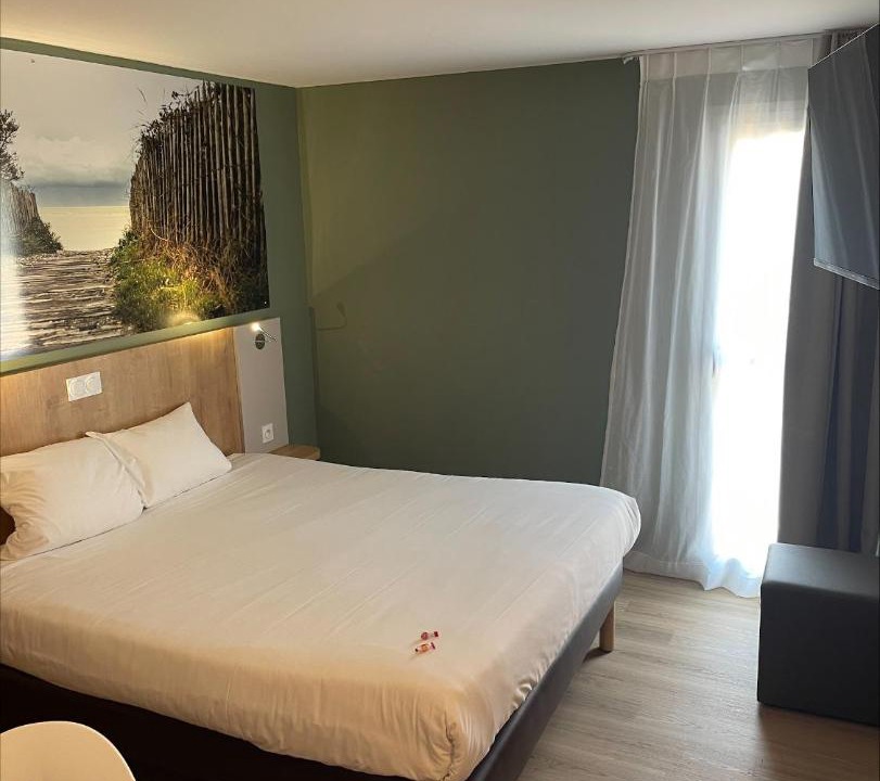 Photo of Bedroom in Villeneuve-les-Beziers