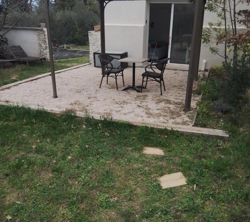 Photo of Others in Eguilles