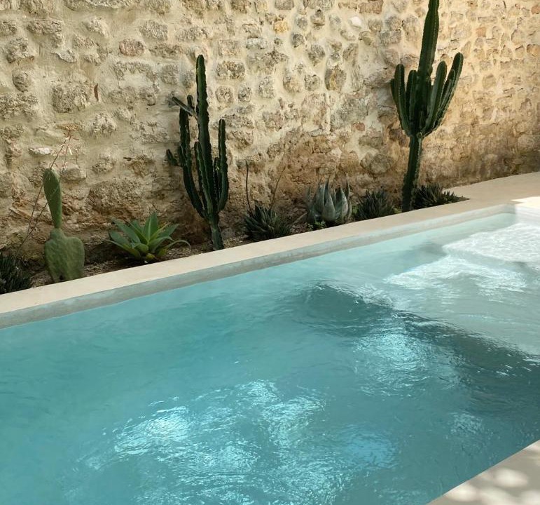 Photo of Others in Uzes