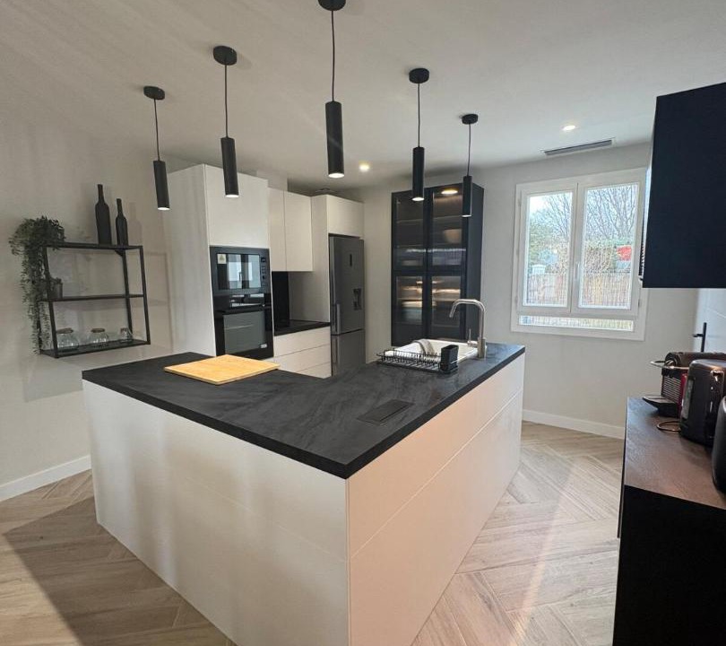 Photo of Kitchen in Le Sambuc